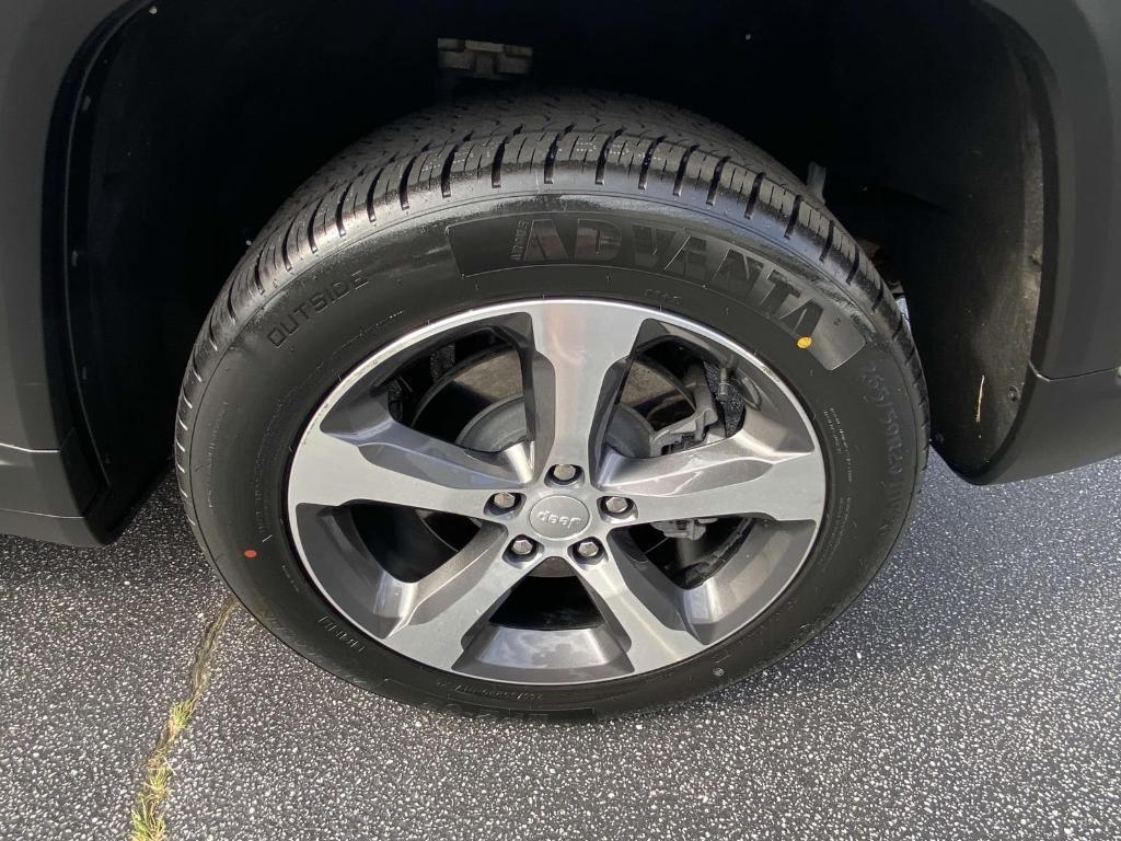 used 2022 Jeep Grand Cherokee 4xe car, priced at $32,450