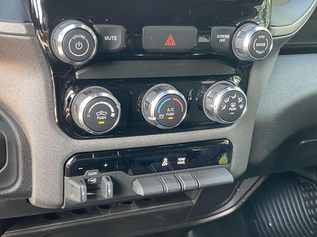 new 2025 Ram 2500 car, priced at $54,571