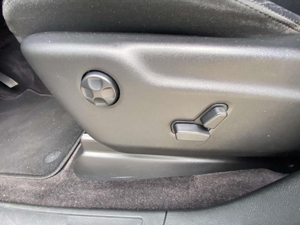 used 2018 Jeep Grand Cherokee car, priced at $14,598