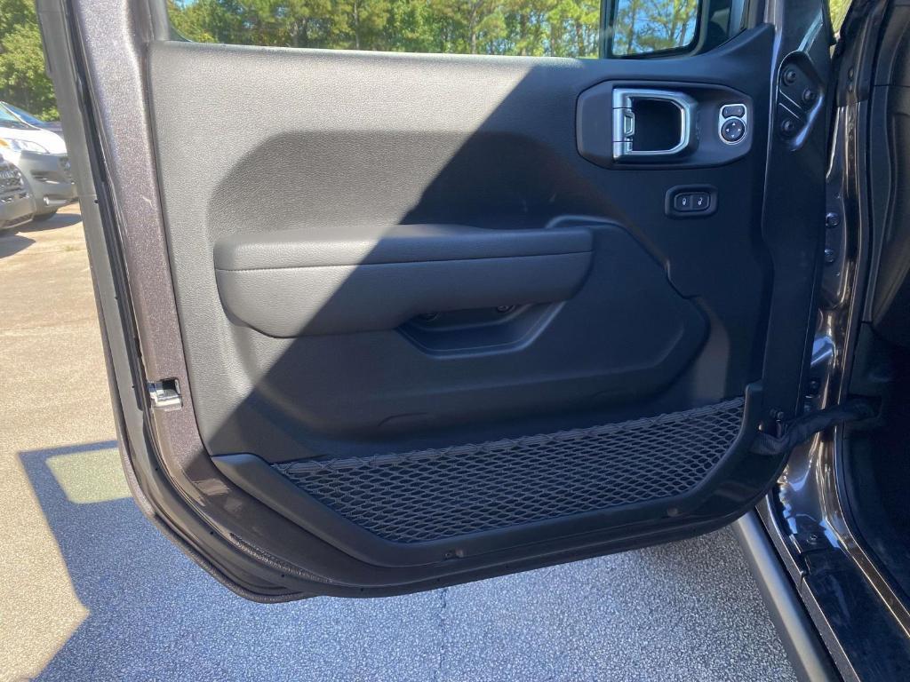 new 2026 Jeep Wrangler car, priced at $46,888