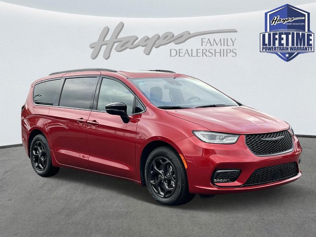 new 2025 Chrysler Pacifica Hybrid car, priced at $56,468