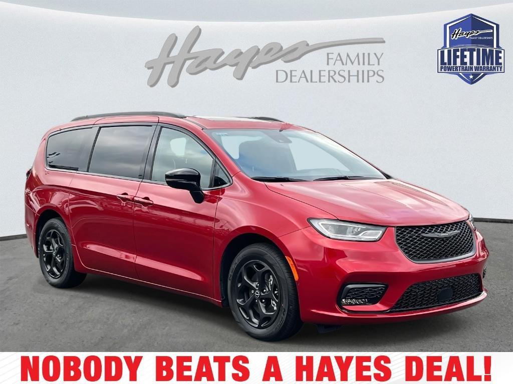 new 2025 Chrysler Pacifica Hybrid car, priced at $49,897