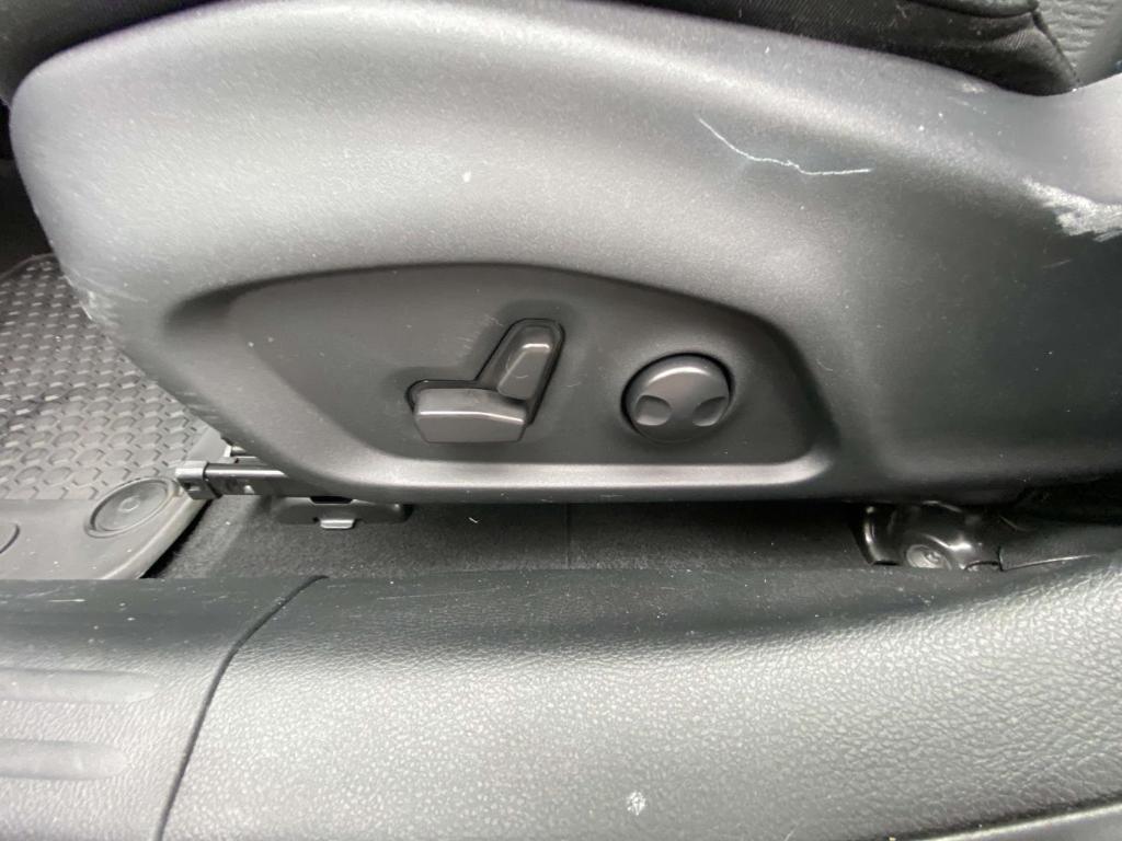 used 2022 Jeep Compass car, priced at $18,500