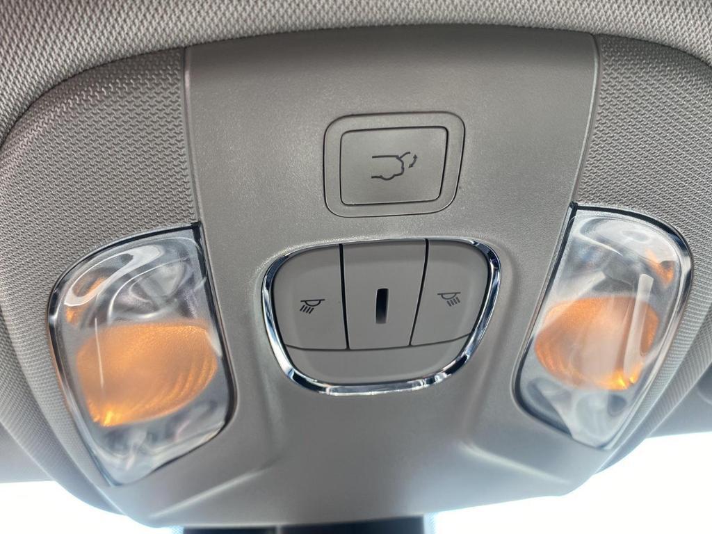used 2022 Jeep Compass car, priced at $18,999