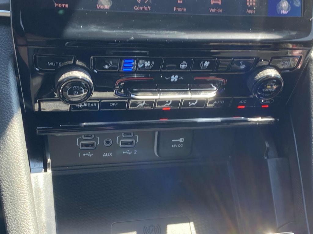 new 2025 Jeep Grand Cherokee car, priced at $45,515