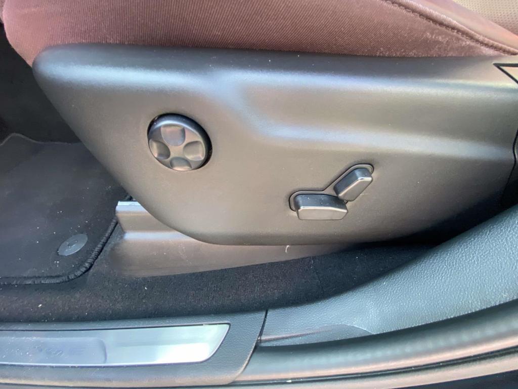 used 2024 Dodge Durango car, priced at $40,999