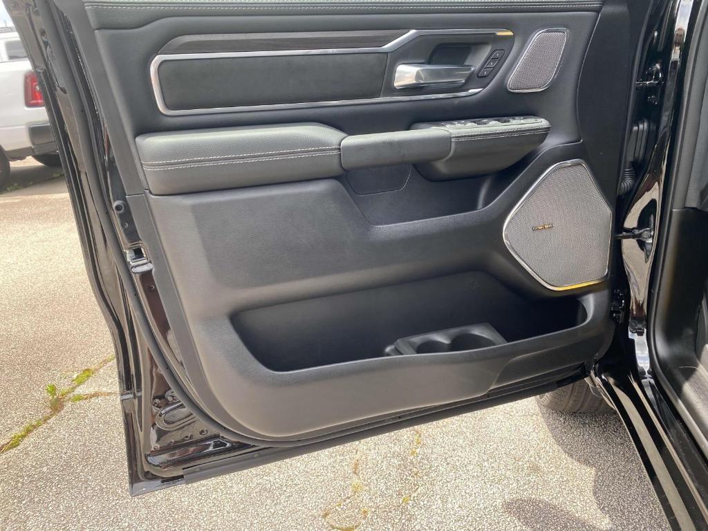 new 2025 Ram 1500 car, priced at $58,398