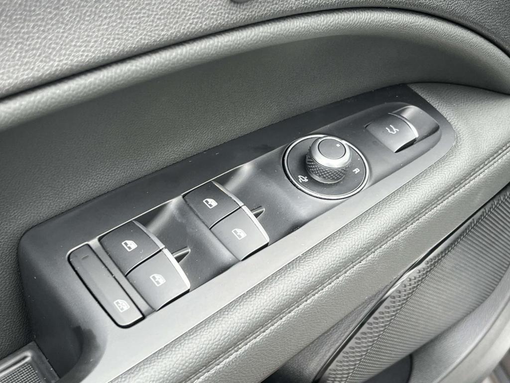 used 2024 Alfa Romeo Stelvio car, priced at $28,000