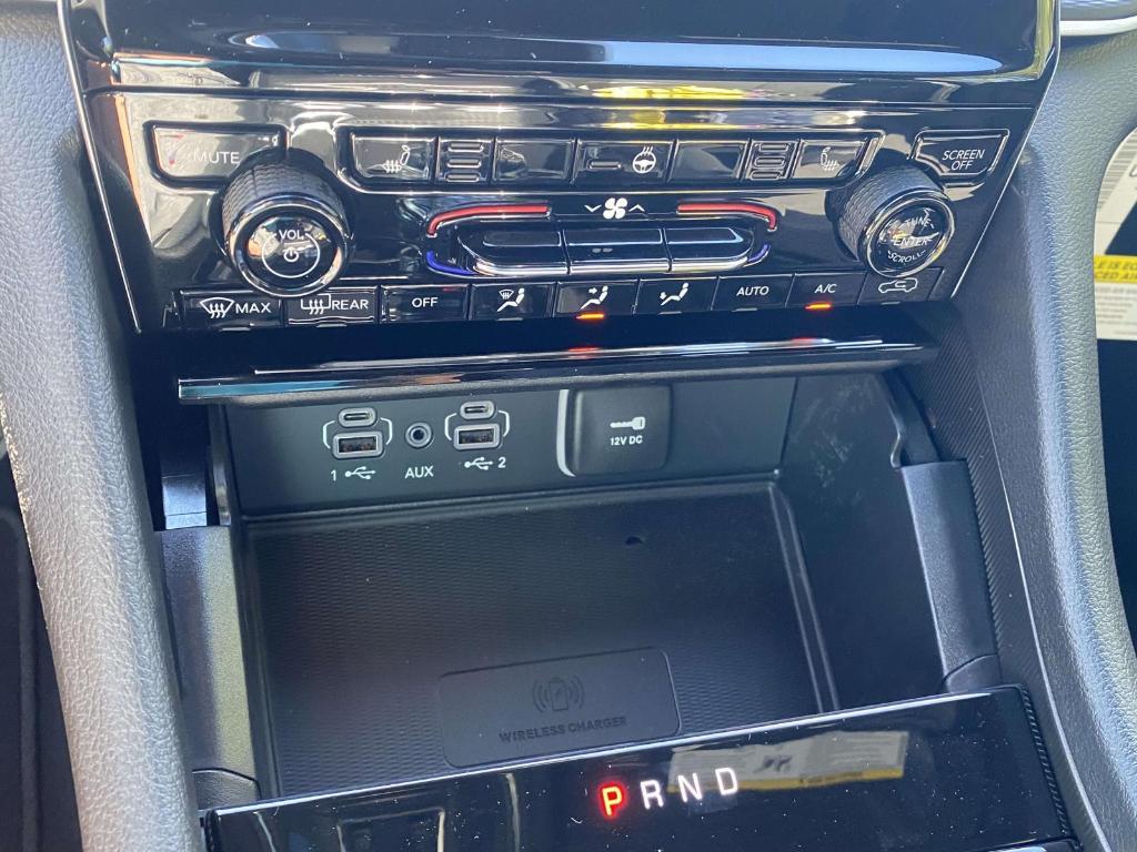 new 2025 Jeep Grand Cherokee car, priced at $42,132