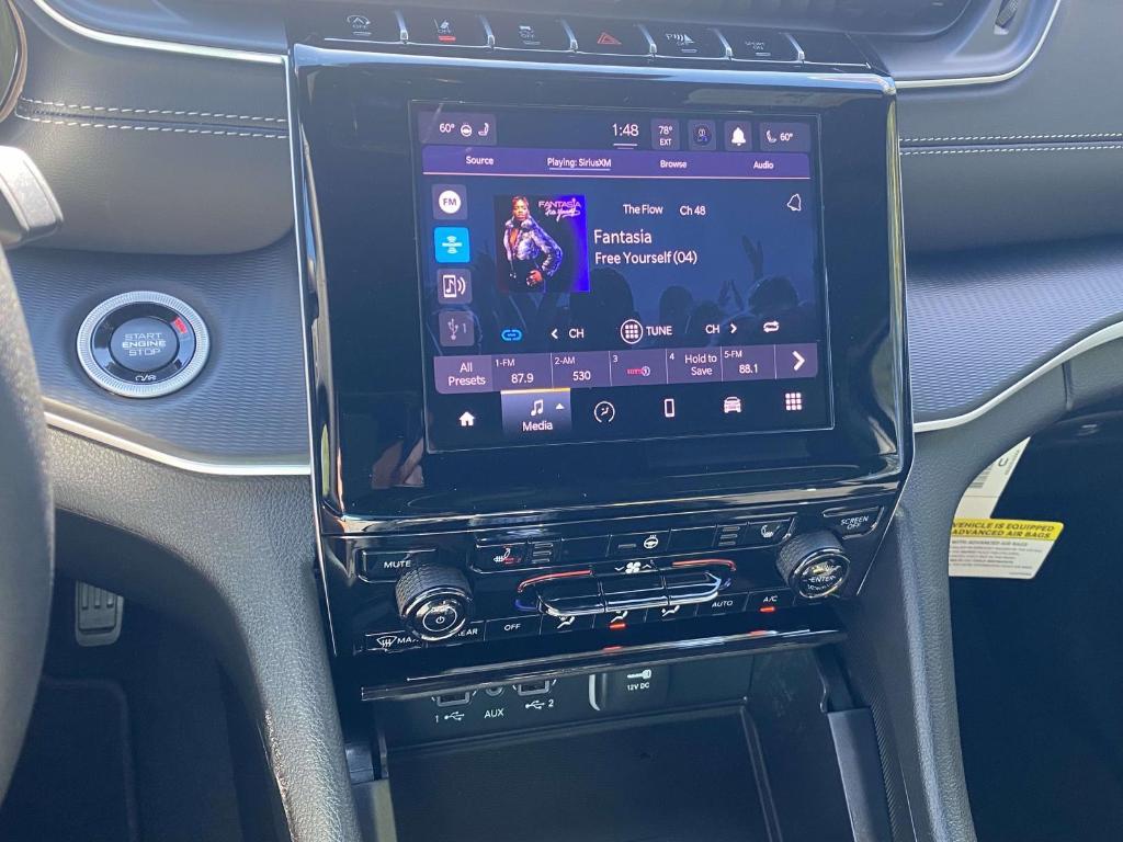 new 2025 Jeep Grand Cherokee car, priced at $42,132