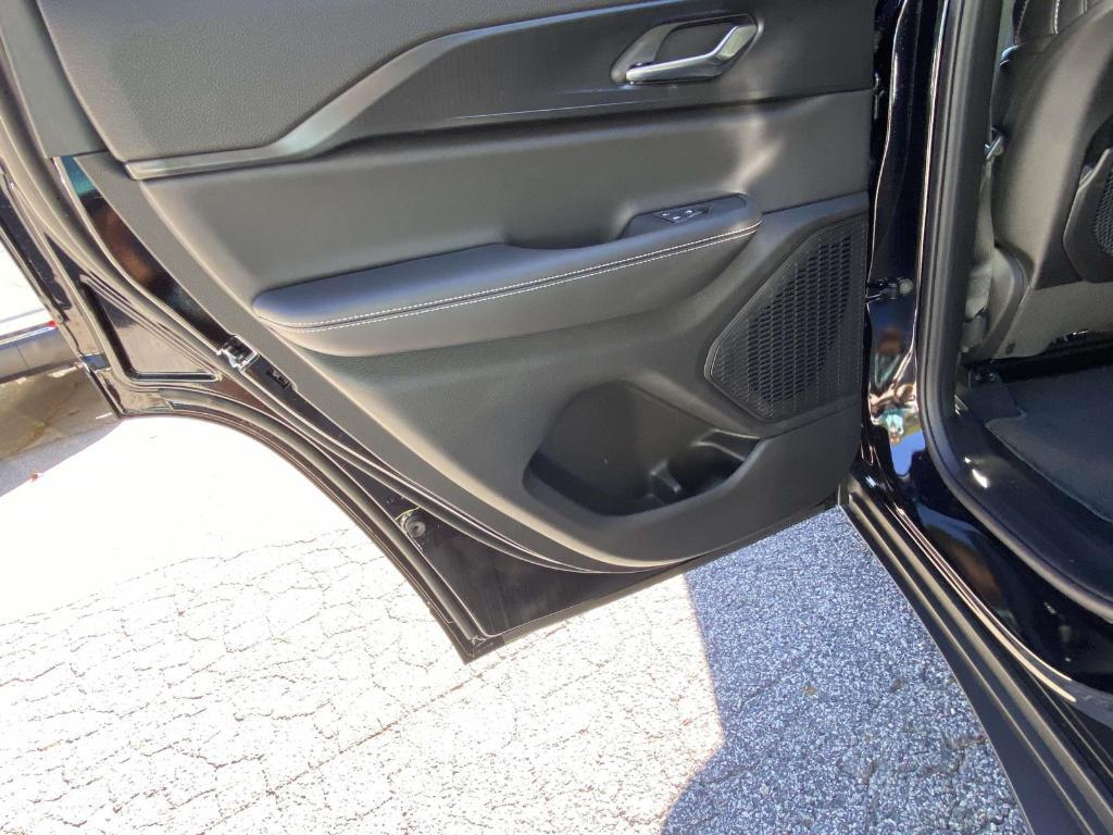 new 2025 Jeep Grand Cherokee car, priced at $42,132