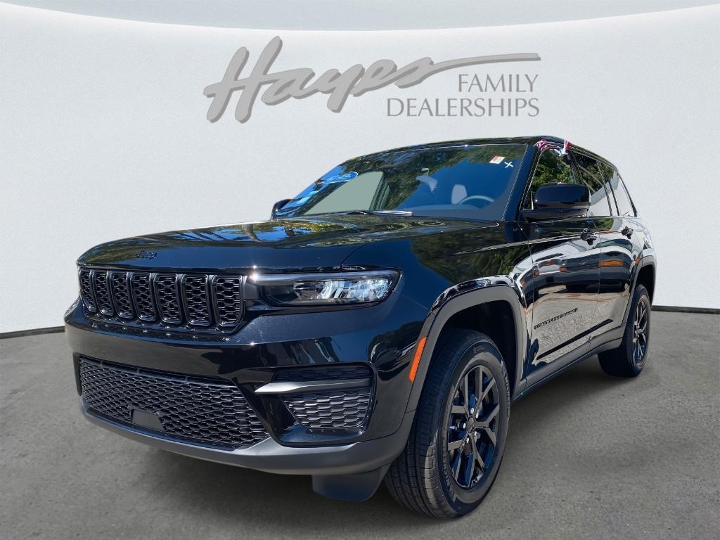 new 2025 Jeep Grand Cherokee car, priced at $42,132