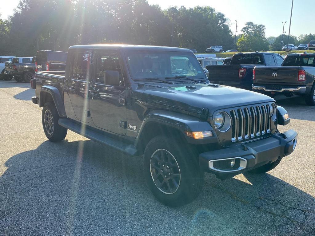 used 2022 Jeep Gladiator car, priced at $33,000
