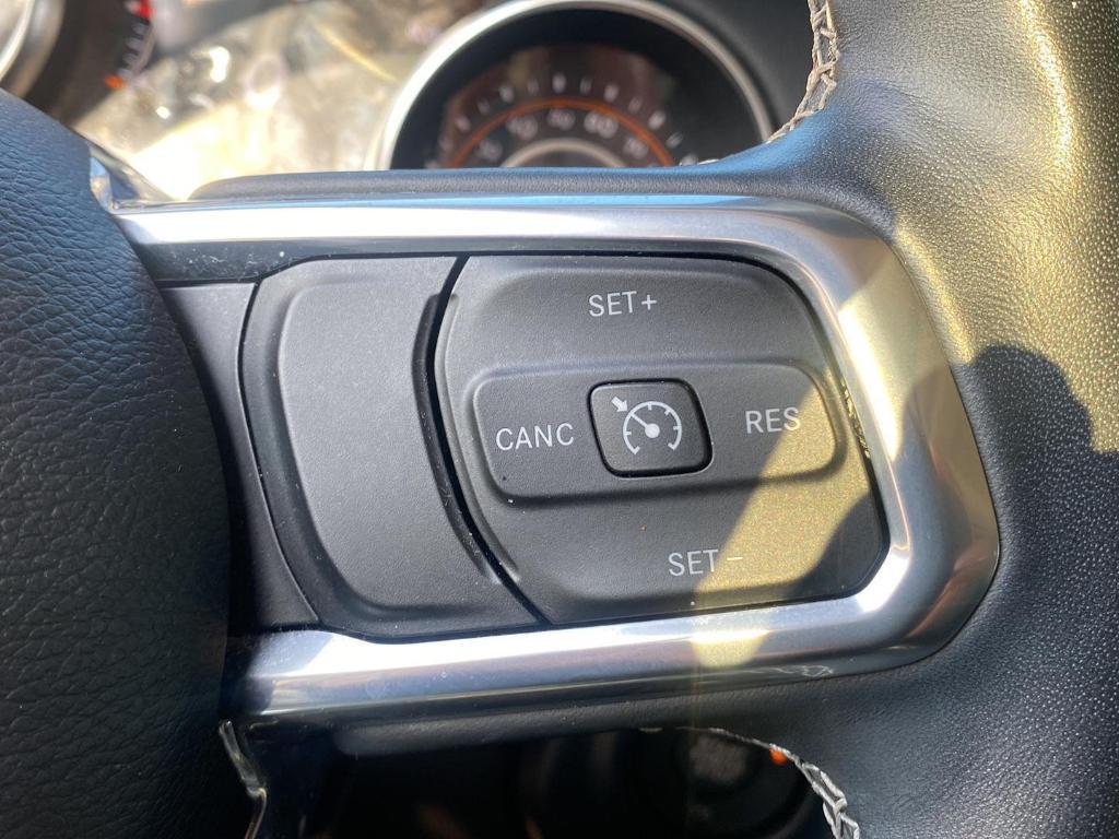 used 2022 Jeep Gladiator car, priced at $33,000