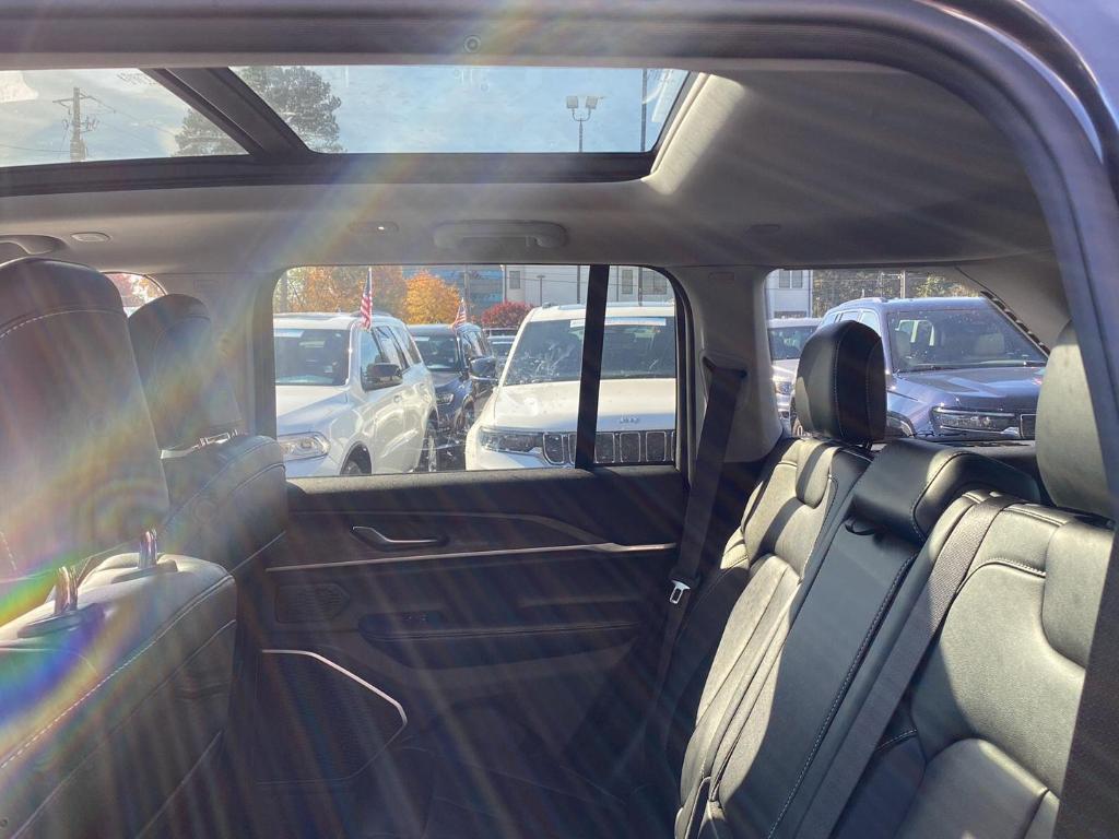 used 2022 Jeep Grand Cherokee car, priced at $29,588