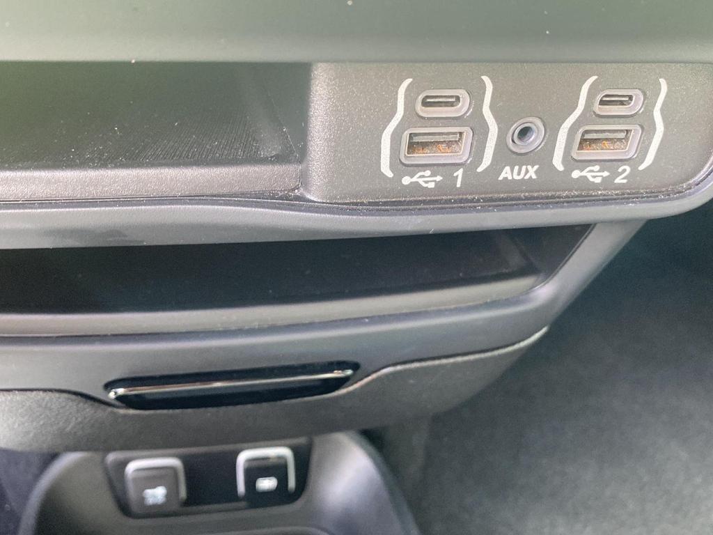 used 2021 Chrysler Pacifica car, priced at $25,998