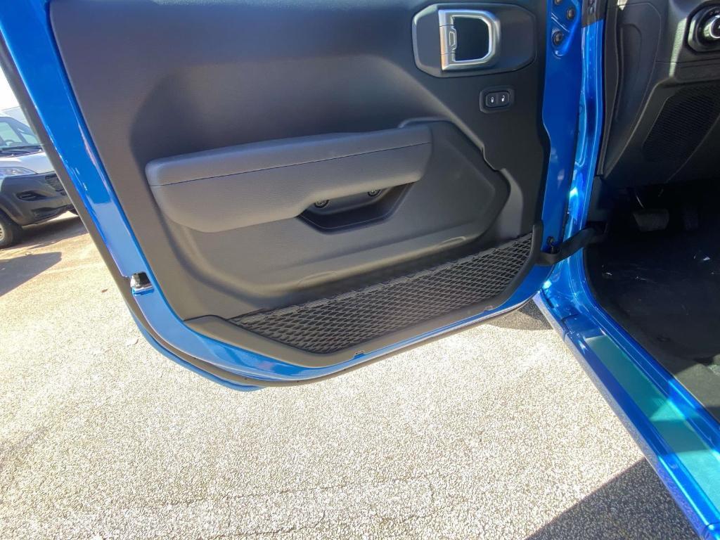 new 2026 Jeep Wrangler car, priced at $36,715