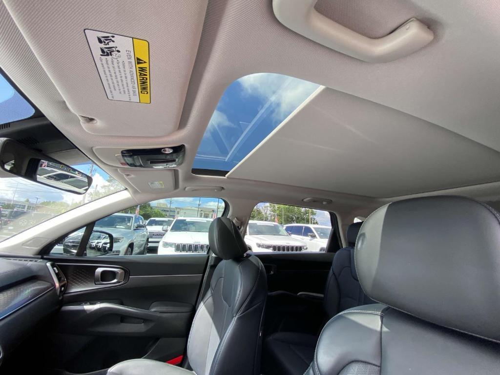 used 2023 Kia Sorento Hybrid car, priced at $27,800