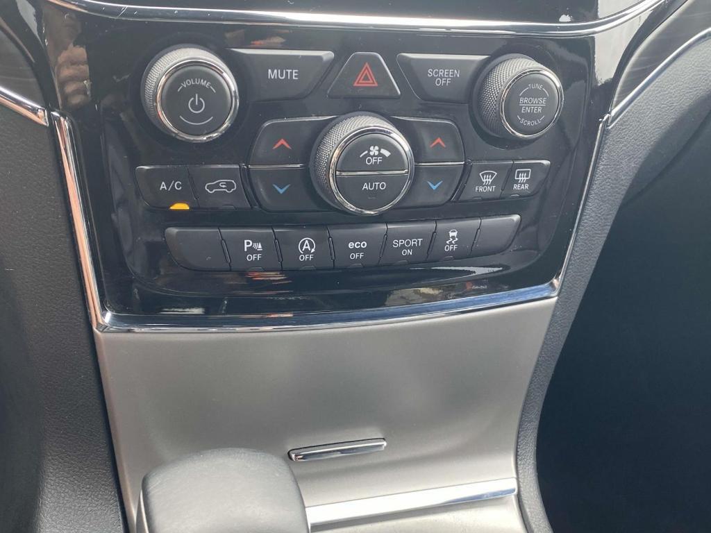 used 2022 Jeep Grand Cherokee WK car, priced at $25,999