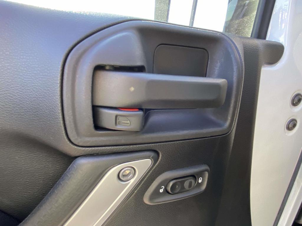 used 2015 Jeep Wrangler Unlimited car, priced at $24,977