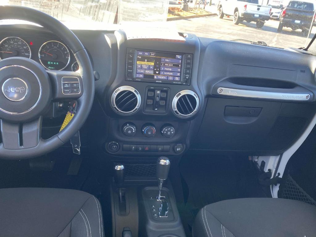 used 2015 Jeep Wrangler Unlimited car, priced at $24,977