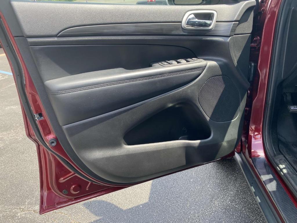 used 2022 Jeep Grand Cherokee WK car, priced at $25,999