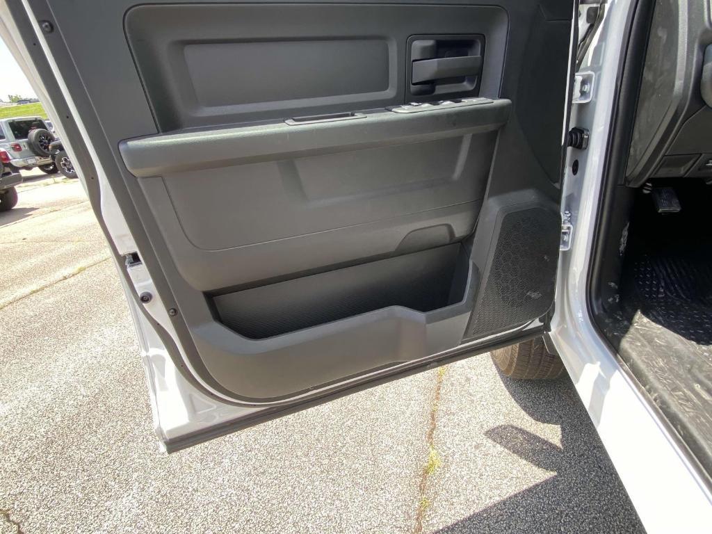 new 2025 Ram 2500 car, priced at $60,897