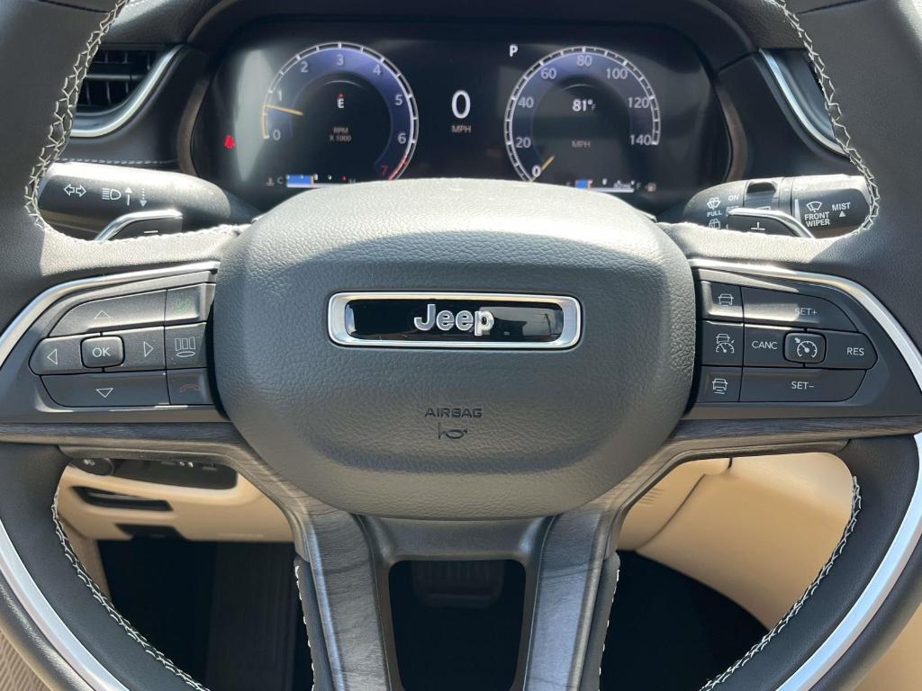 new 2025 Jeep Grand Cherokee L car, priced at $48,989