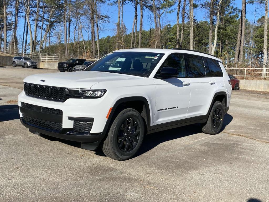 new 2025 Jeep Grand Cherokee L car, priced at $41,628