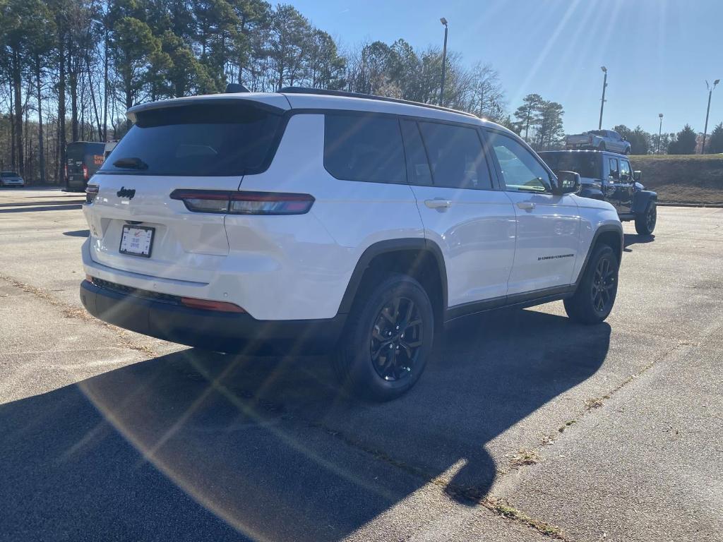 new 2025 Jeep Grand Cherokee L car, priced at $41,628