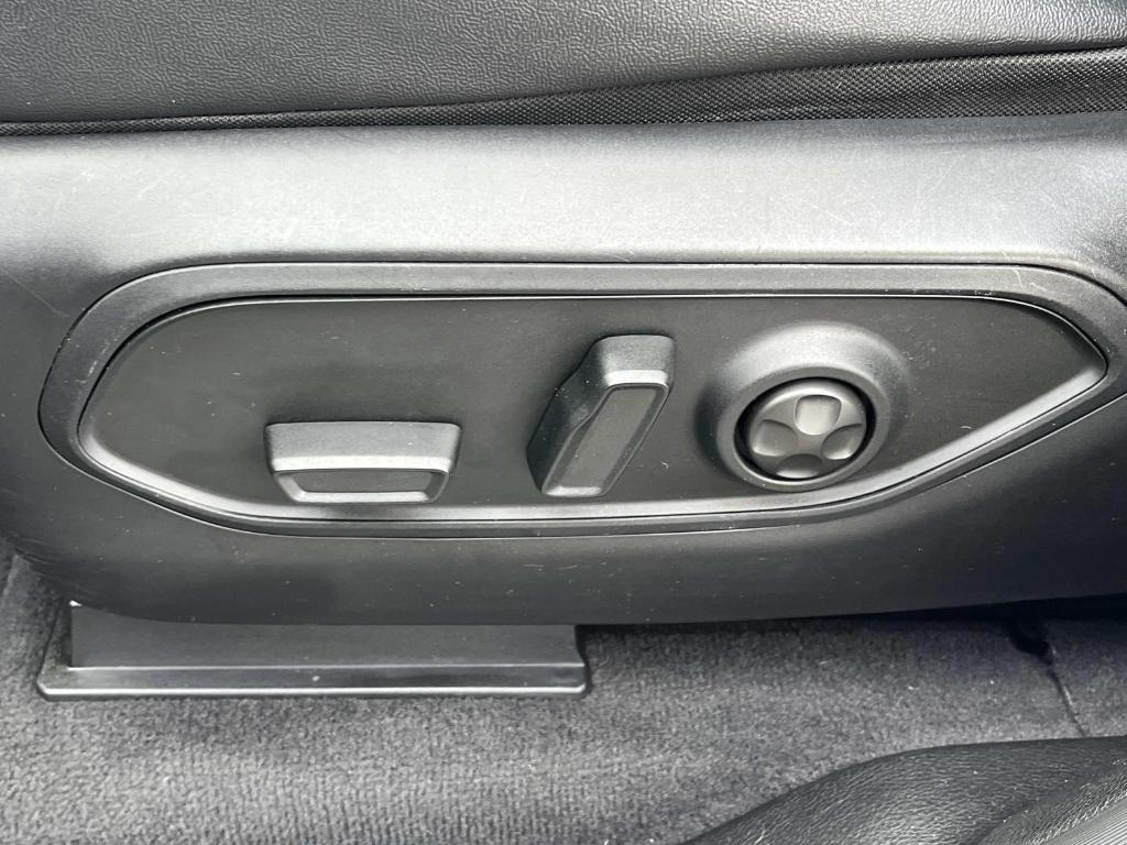 used 2022 Jeep Grand Cherokee L car, priced at $29,739
