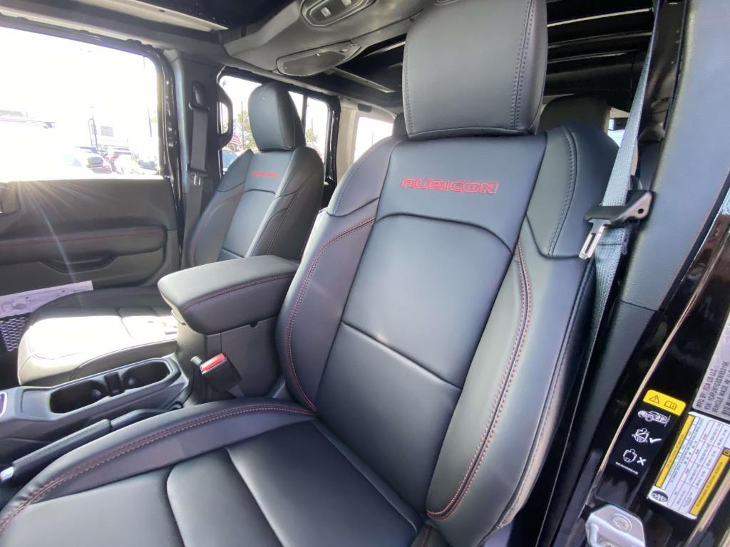 new 2025 Jeep Wrangler car, priced at $61,088