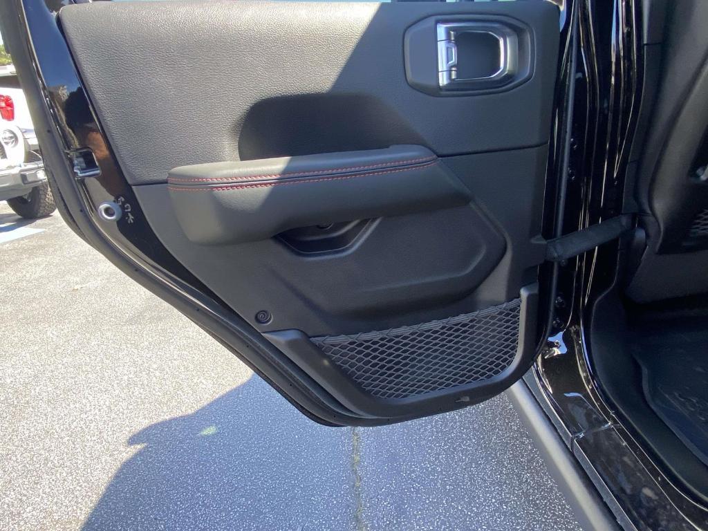 new 2025 Jeep Wrangler car, priced at $61,088