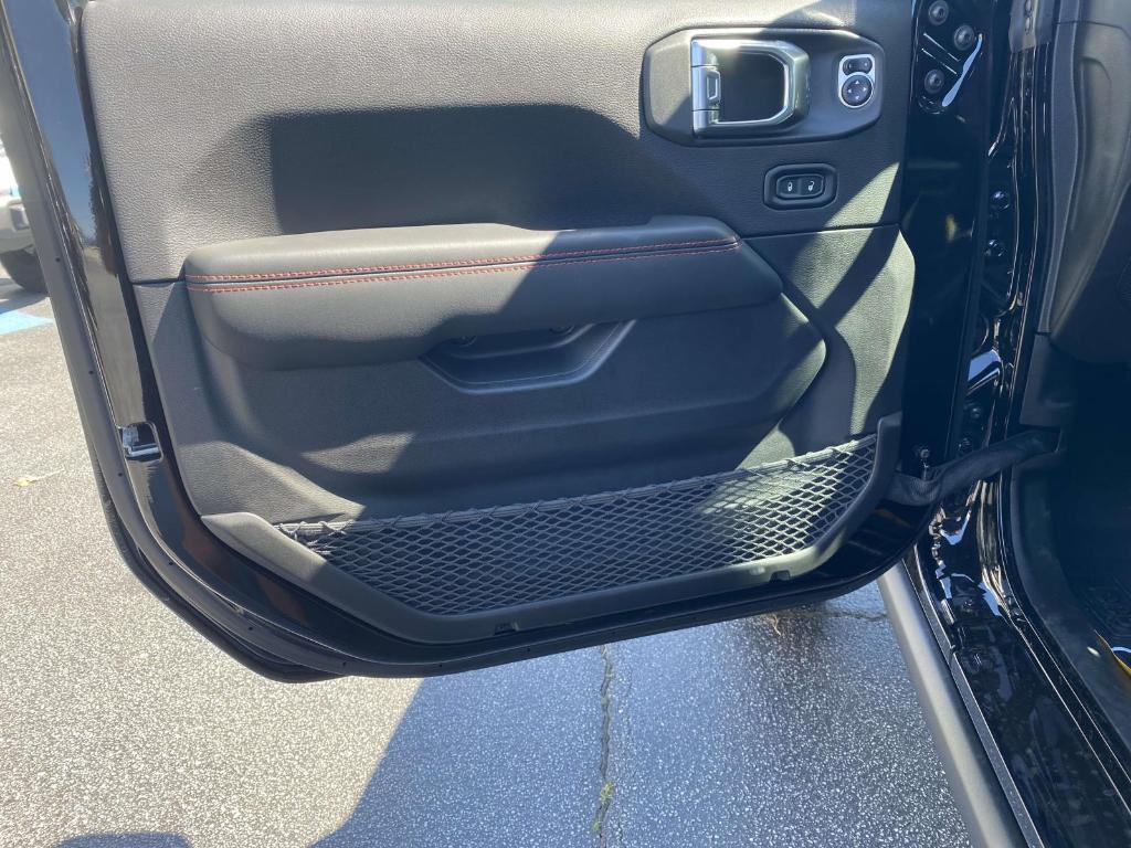 new 2025 Jeep Wrangler car, priced at $61,088