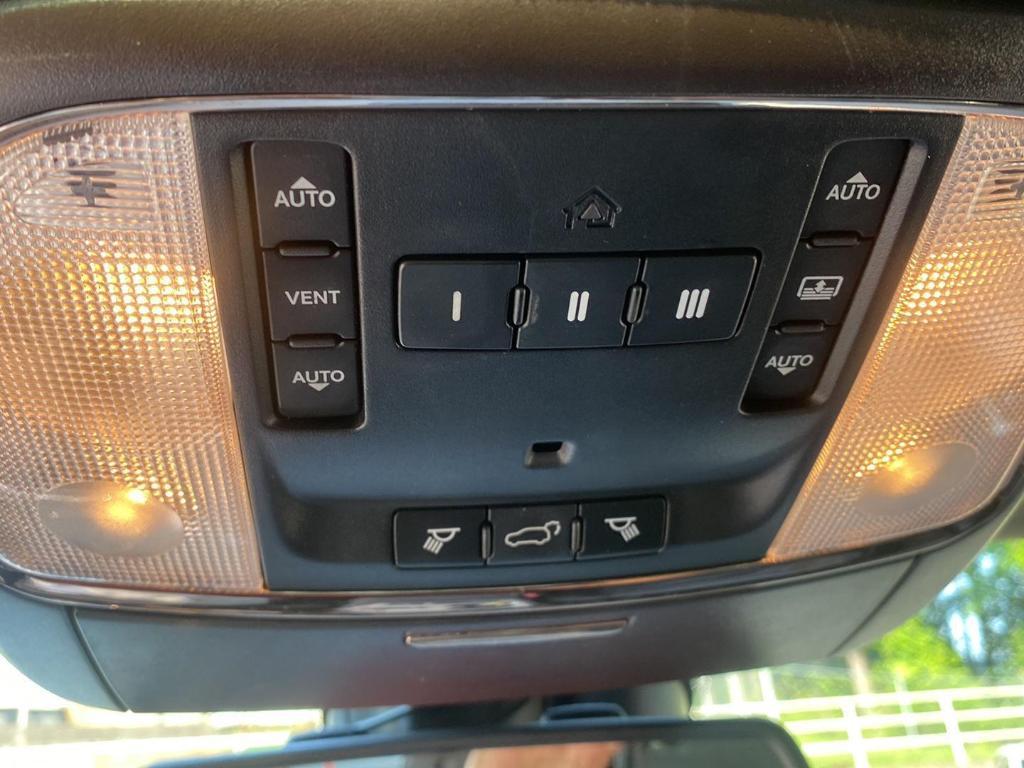 used 2014 Jeep Grand Cherokee car, priced at $16,484