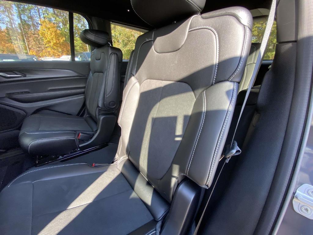 new 2025 Jeep Grand Cherokee L car, priced at $45,020