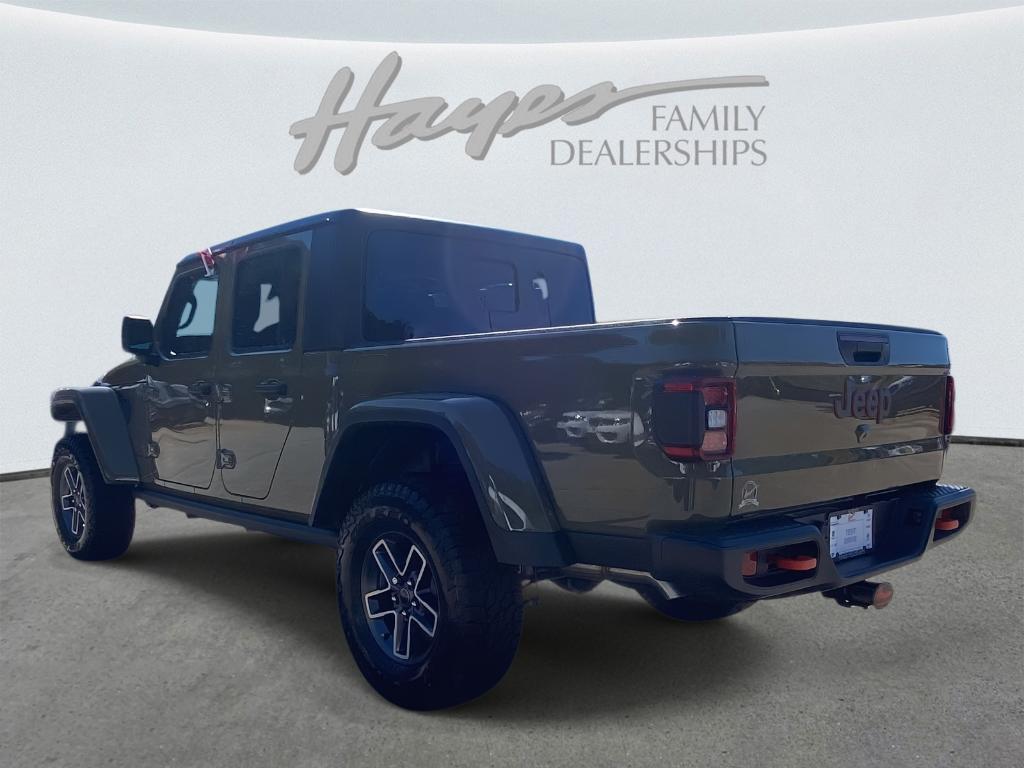 new 2025 Jeep Gladiator car, priced at $55,458