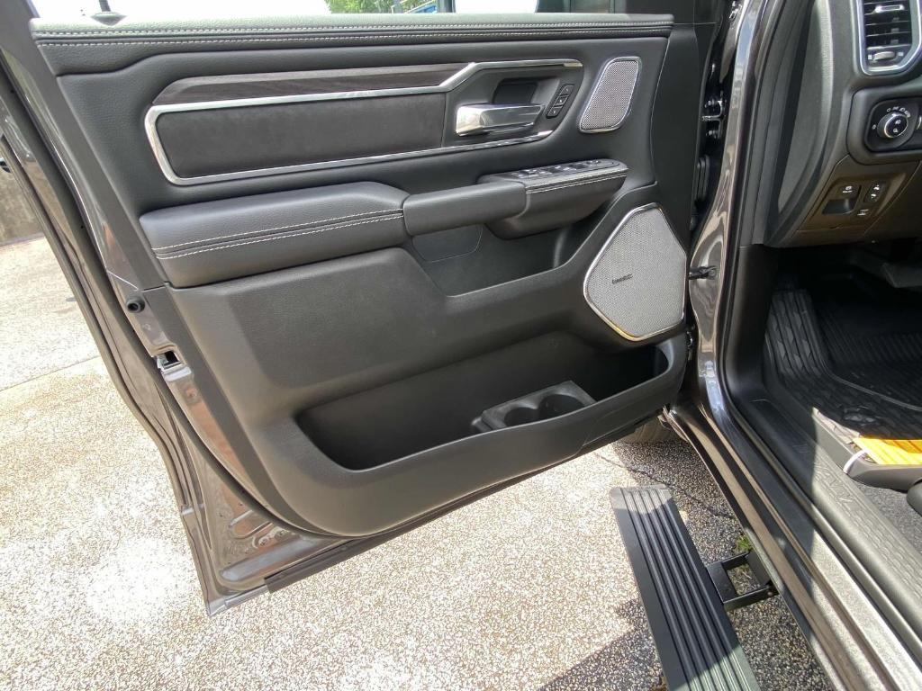 new 2025 Ram 1500 car, priced at $67,088