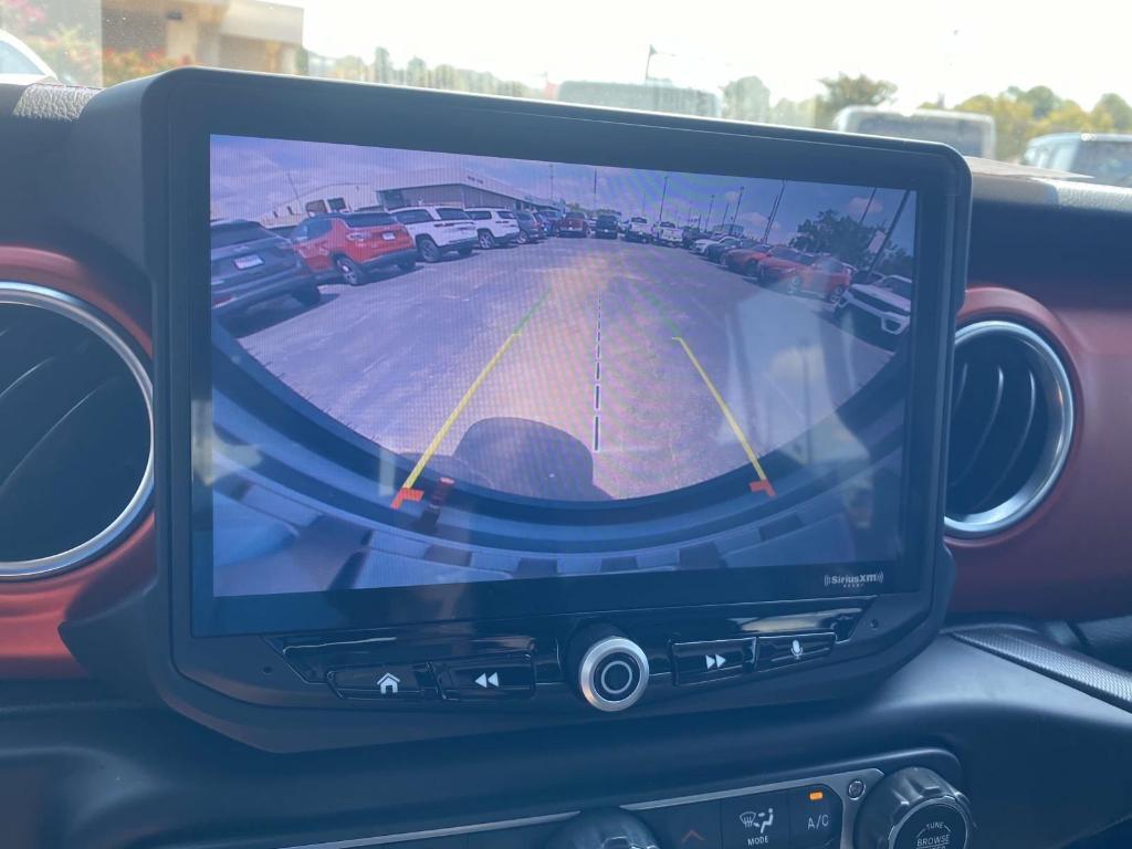 used 2021 Jeep Wrangler Unlimited car, priced at $35,999