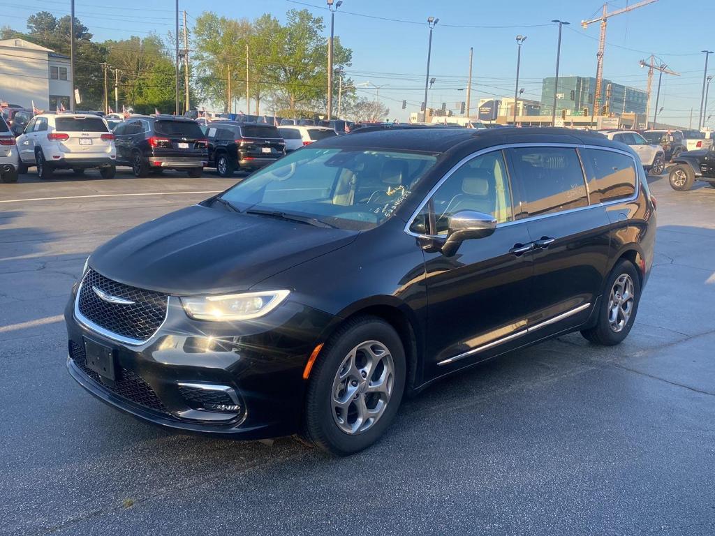 used 2023 Chrysler Pacifica car, priced at $29,999
