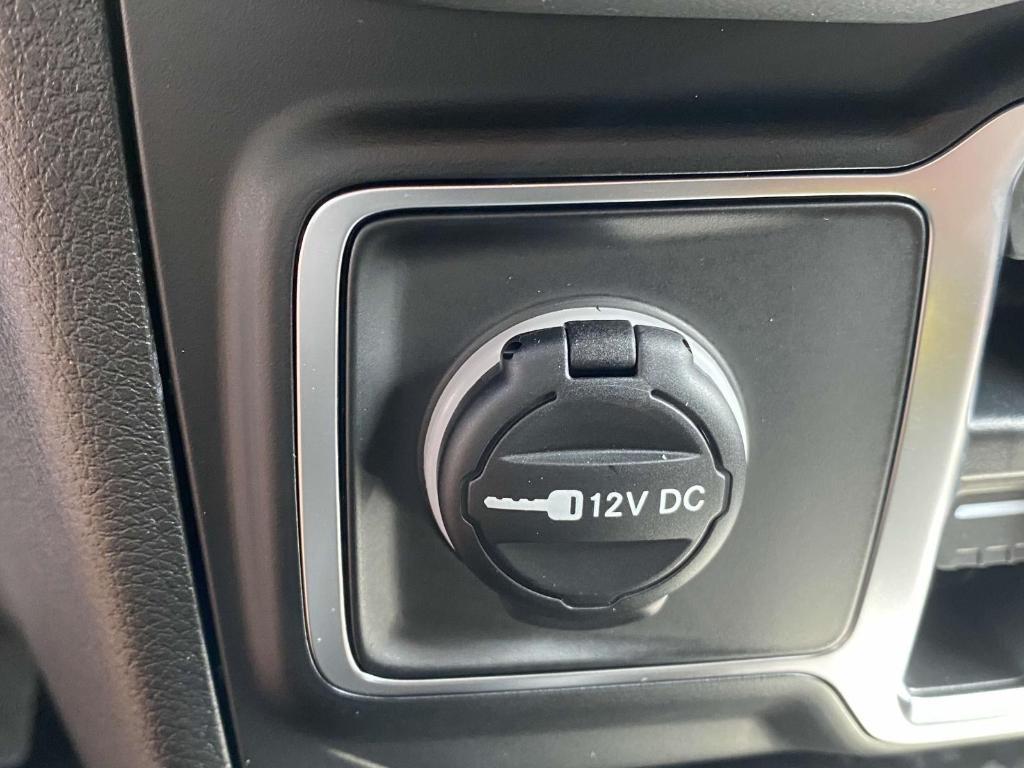new 2025 Jeep Gladiator car, priced at $44,828