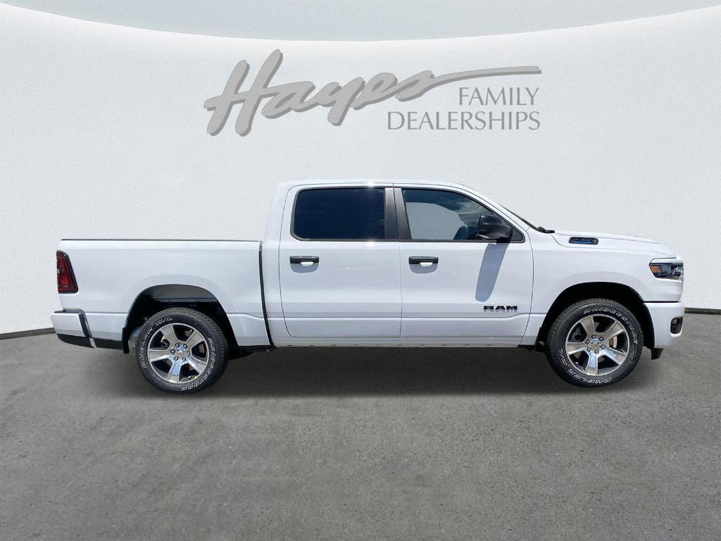 new 2025 Ram 1500 car, priced at $39,908