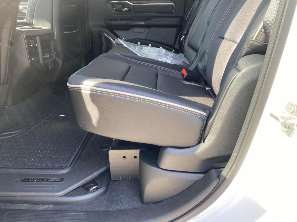 new 2025 Ram 1500 car, priced at $76,283