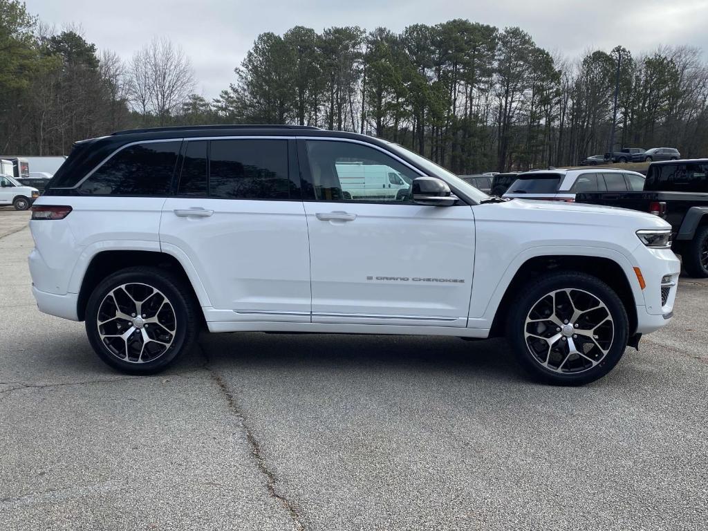 new 2025 Jeep Grand Cherokee car, priced at $60,528