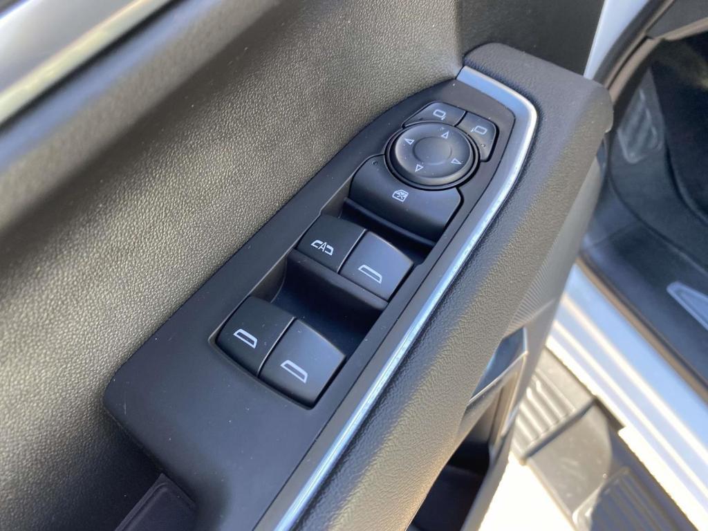 used 2022 GMC Sierra 1500 car, priced at $38,817