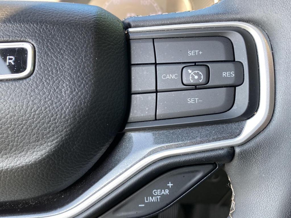 used 2022 Jeep Wagoneer car, priced at $38,999