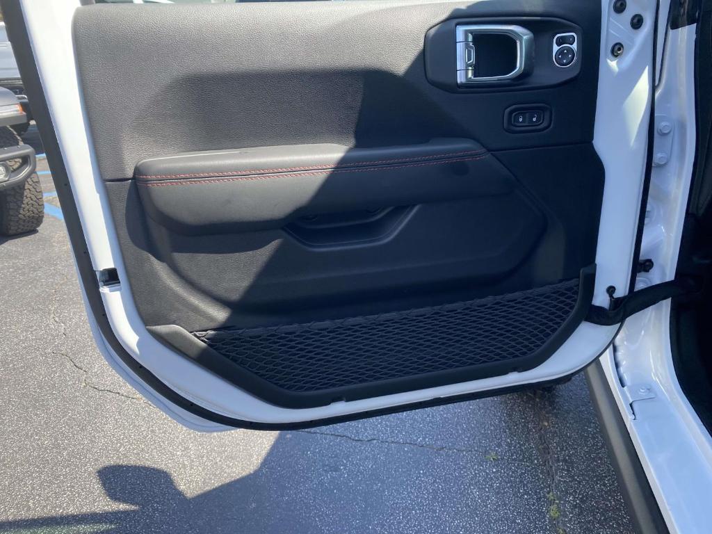 new 2025 Jeep Wrangler car, priced at $60,493