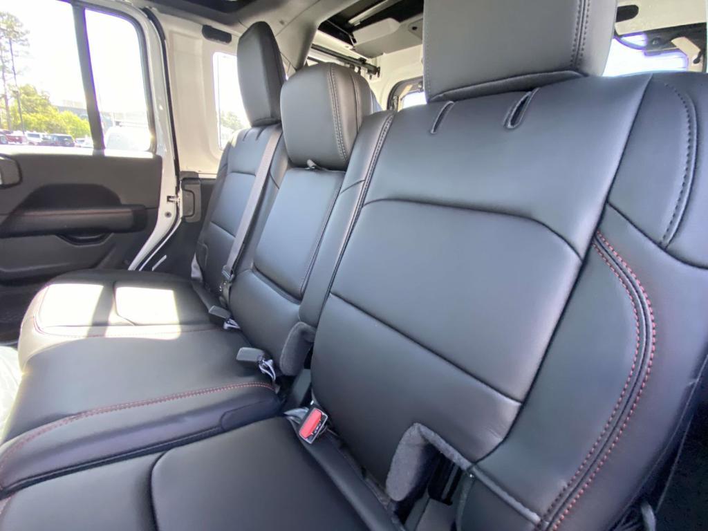 new 2025 Jeep Wrangler car, priced at $60,493