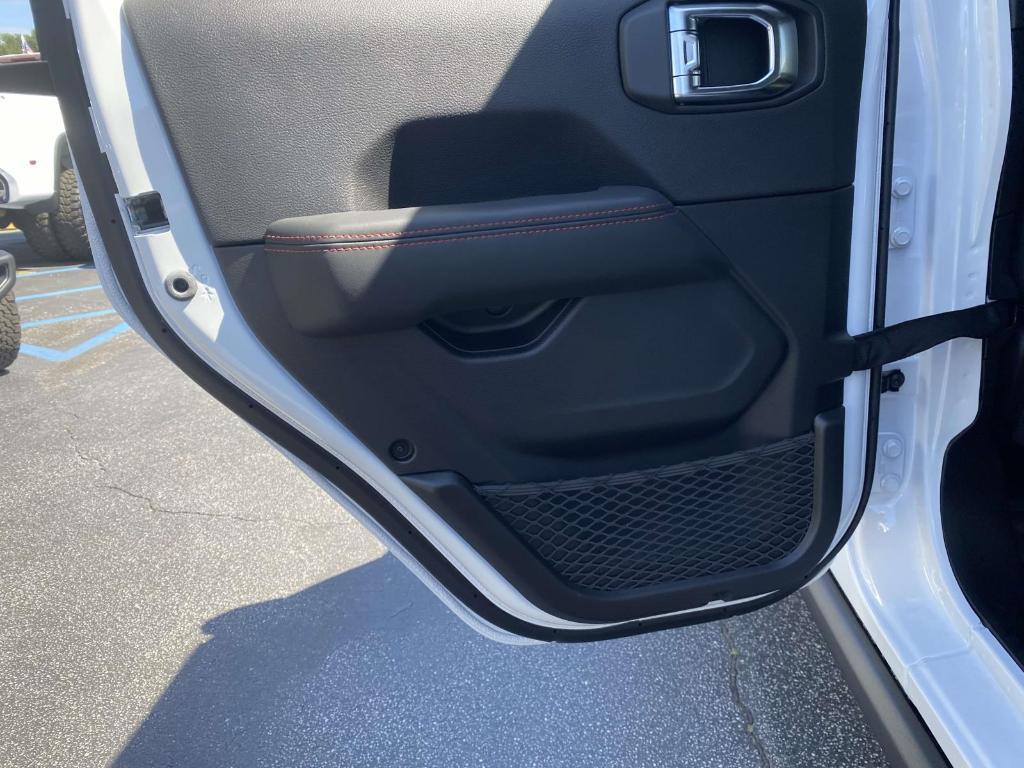 new 2025 Jeep Wrangler car, priced at $60,493