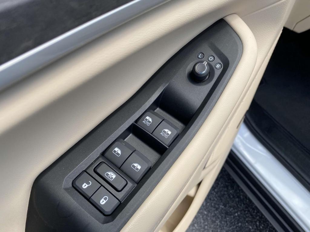 used 2023 Jeep Grand Cherokee 4xe car, priced at $29,991